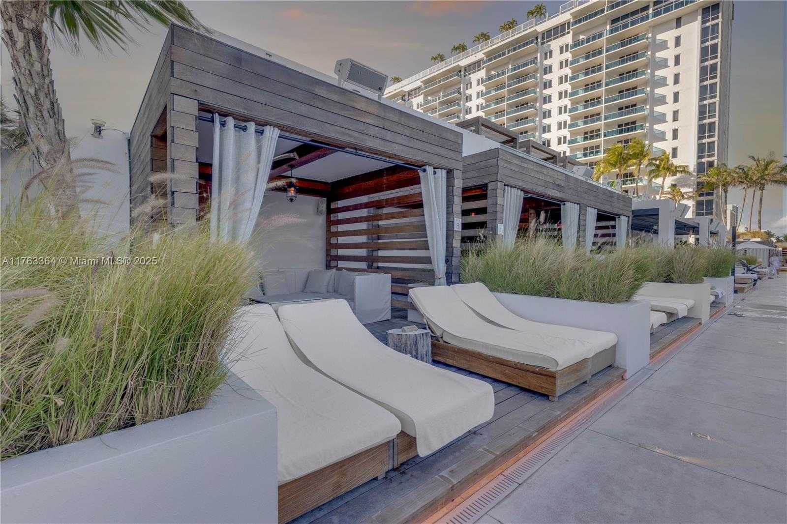 Small Image of 2301 COLLINS AVE #PH22, Miami Beach Number 29