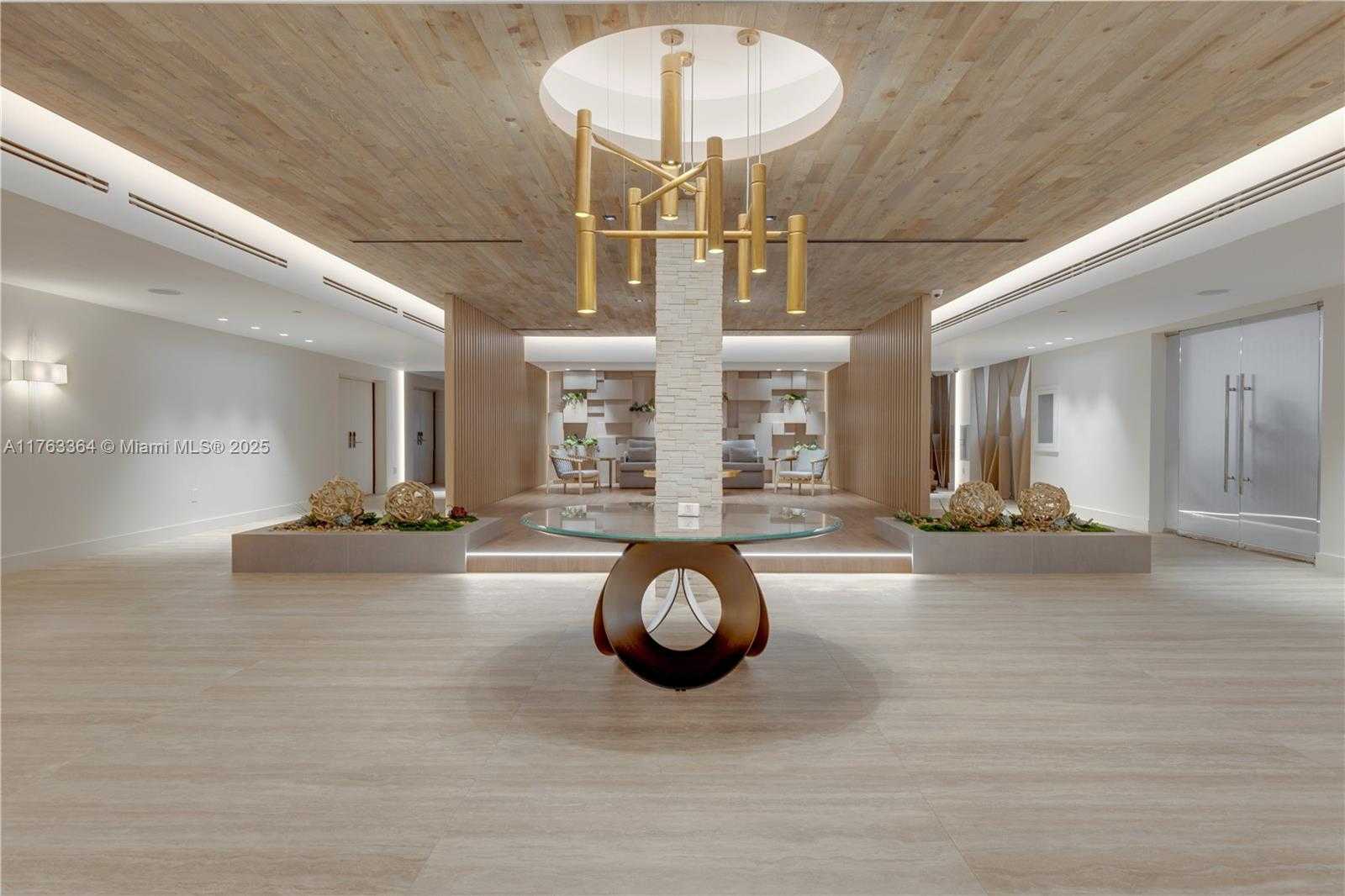 Small Image of 2301 COLLINS AVE #PH22, Miami Beach Number 6