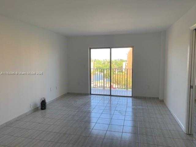 Small Image of 4801 NORTH WEST 7TH ST #602, Miami Number 14