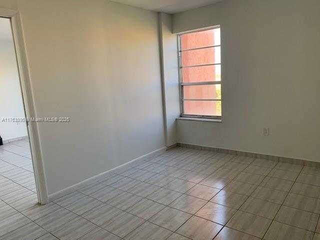 Small Image of 4801 NORTH WEST 7TH ST #602, Miami Number 19