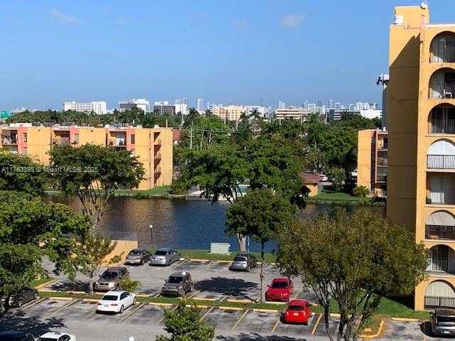 Small Image of 4801 NORTH WEST 7TH ST #602, Miami Number 4