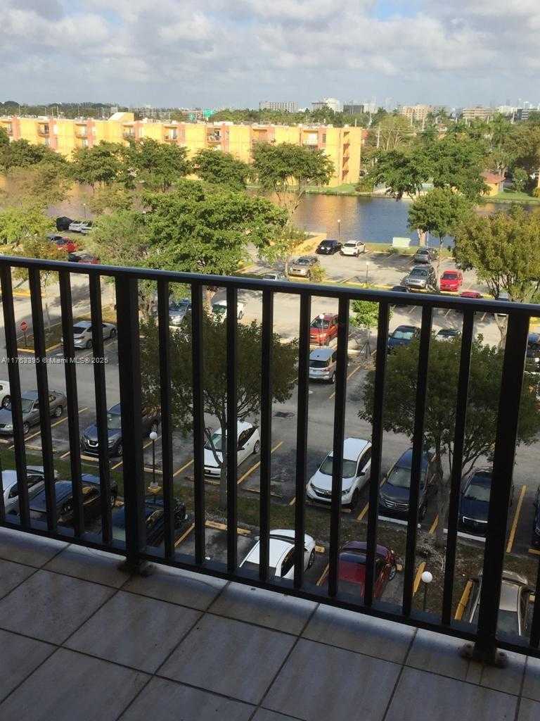 Small Image of 4801 NORTH WEST 7TH ST #602, Miami Number 5