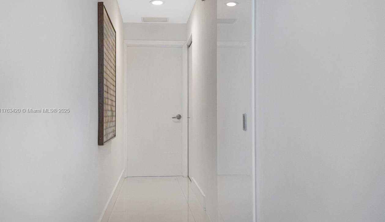 Small Image of 60 SOUTH WEST 13TH ST #3820, Miami Number 10