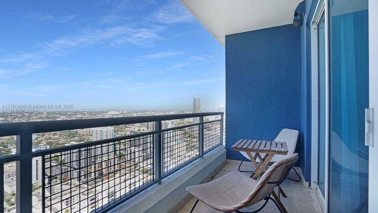 Small Image of 60 SOUTH WEST 13TH ST #3820, Miami Number 14