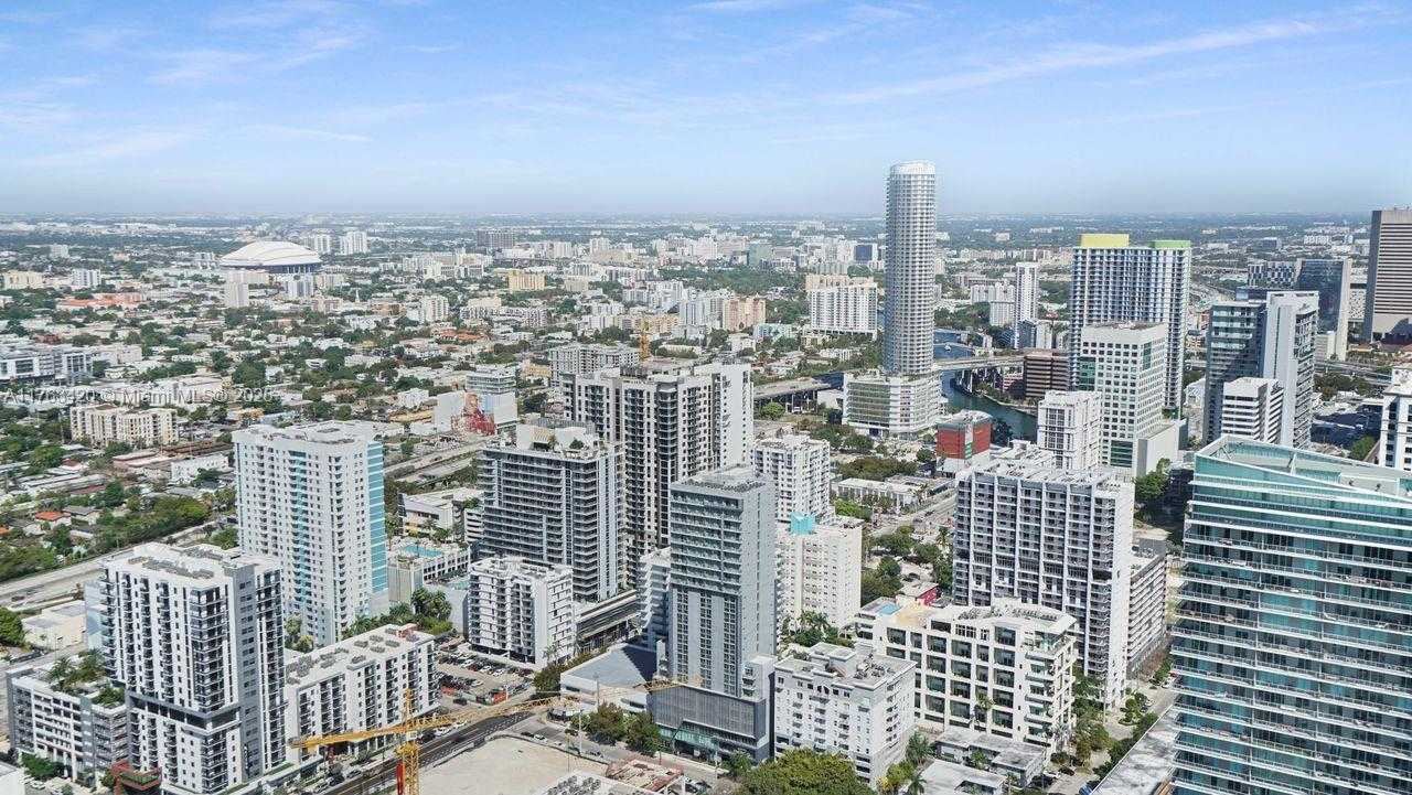 Small Image of 60 SOUTH WEST 13TH ST #3820, Miami Number 15