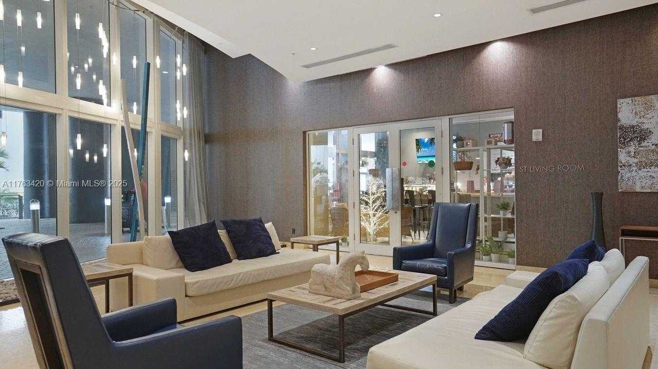 Small Image of 60 SOUTH WEST 13TH ST #3820, Miami Number 34