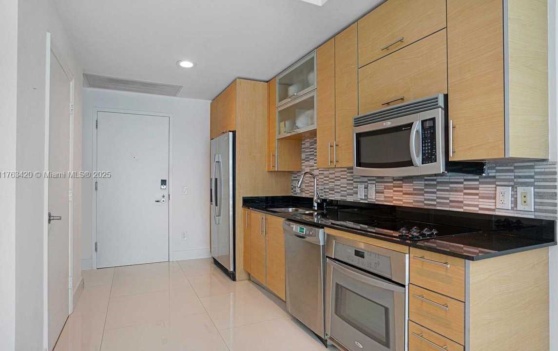 Small Image of 60 SOUTH WEST 13TH ST #3820, Miami Number 5