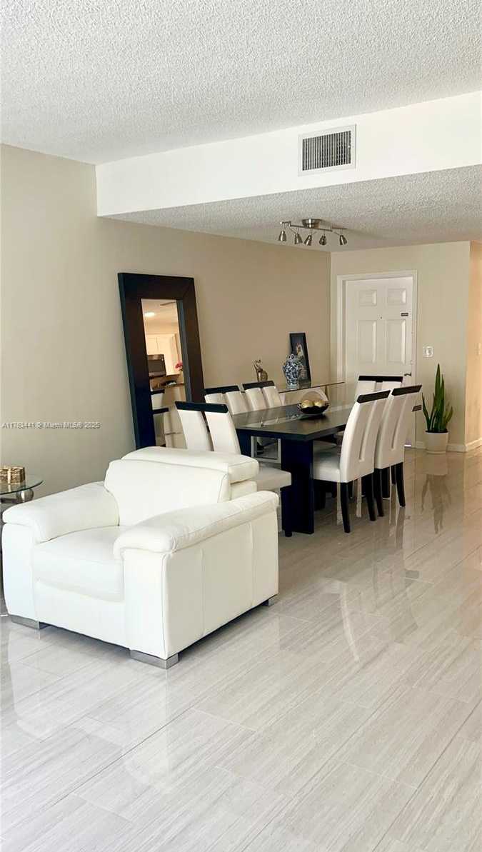 Small Image of 1597 BARCELONA WAY #2-32, Weston Number 15