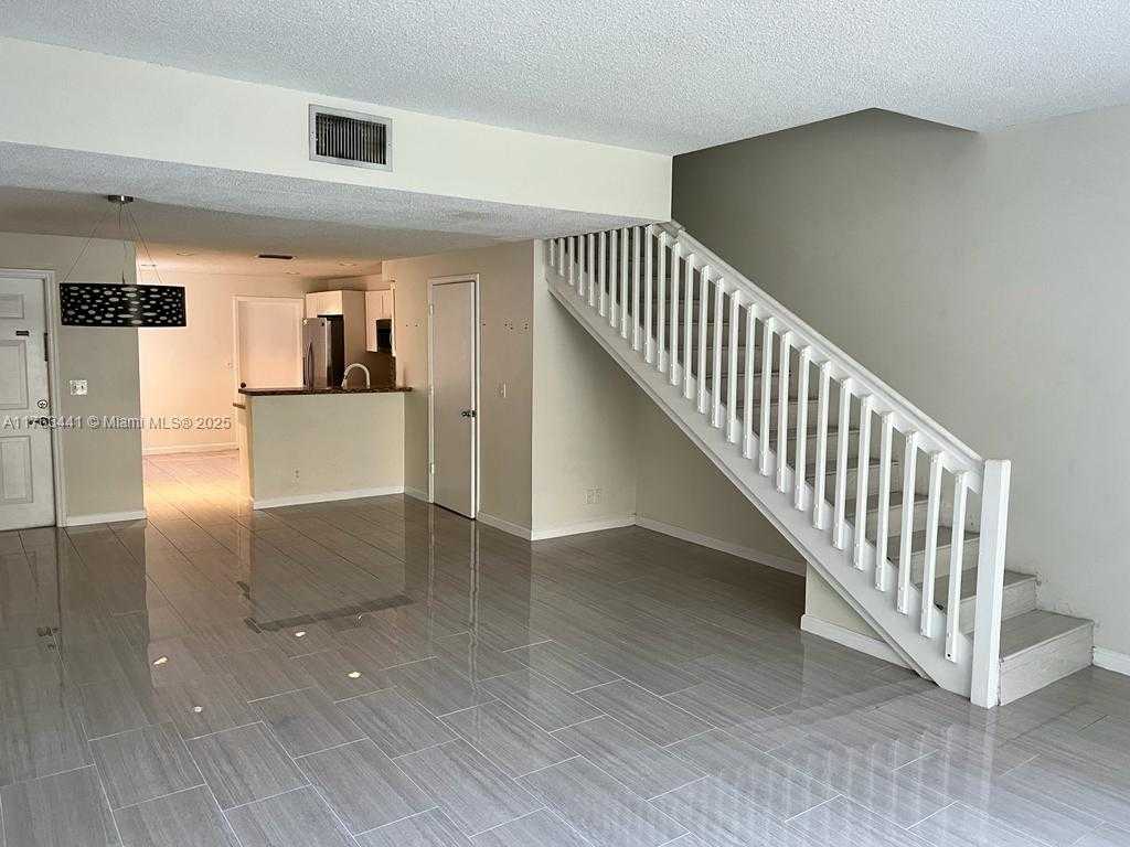 Small Image of 1597 BARCELONA WAY #2-32, Weston Number 16