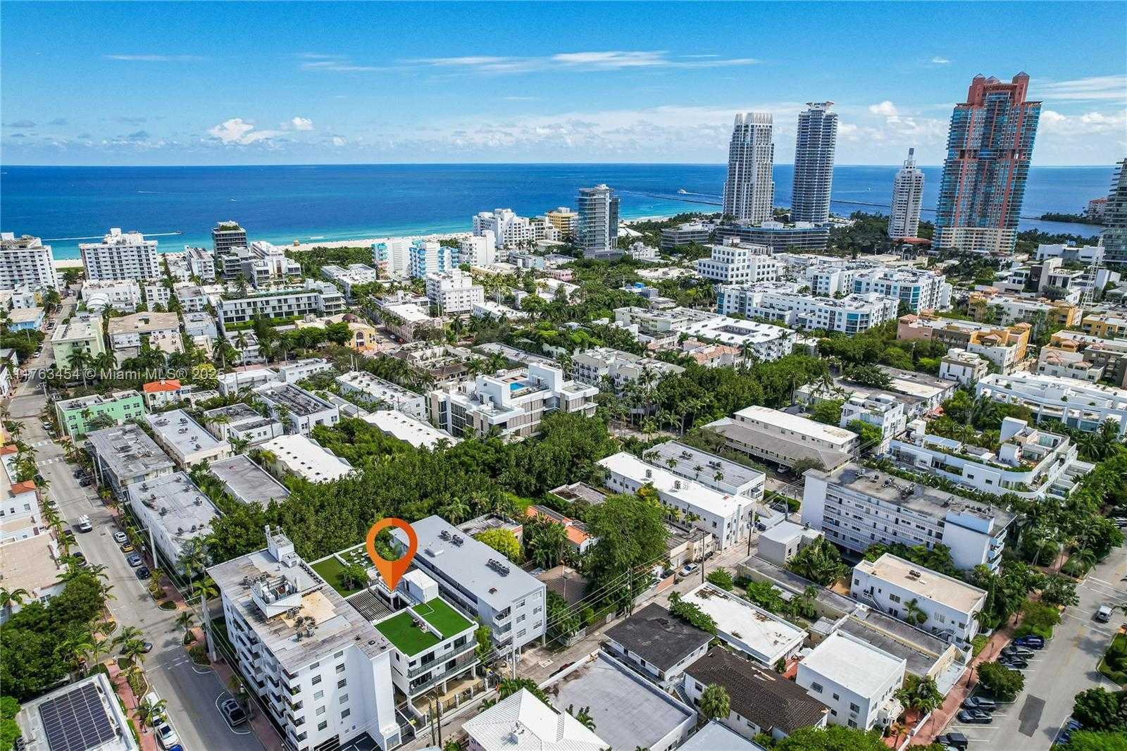 Small Image of 350 MERIDIAN AVE #PH, Miami Beach Number 2