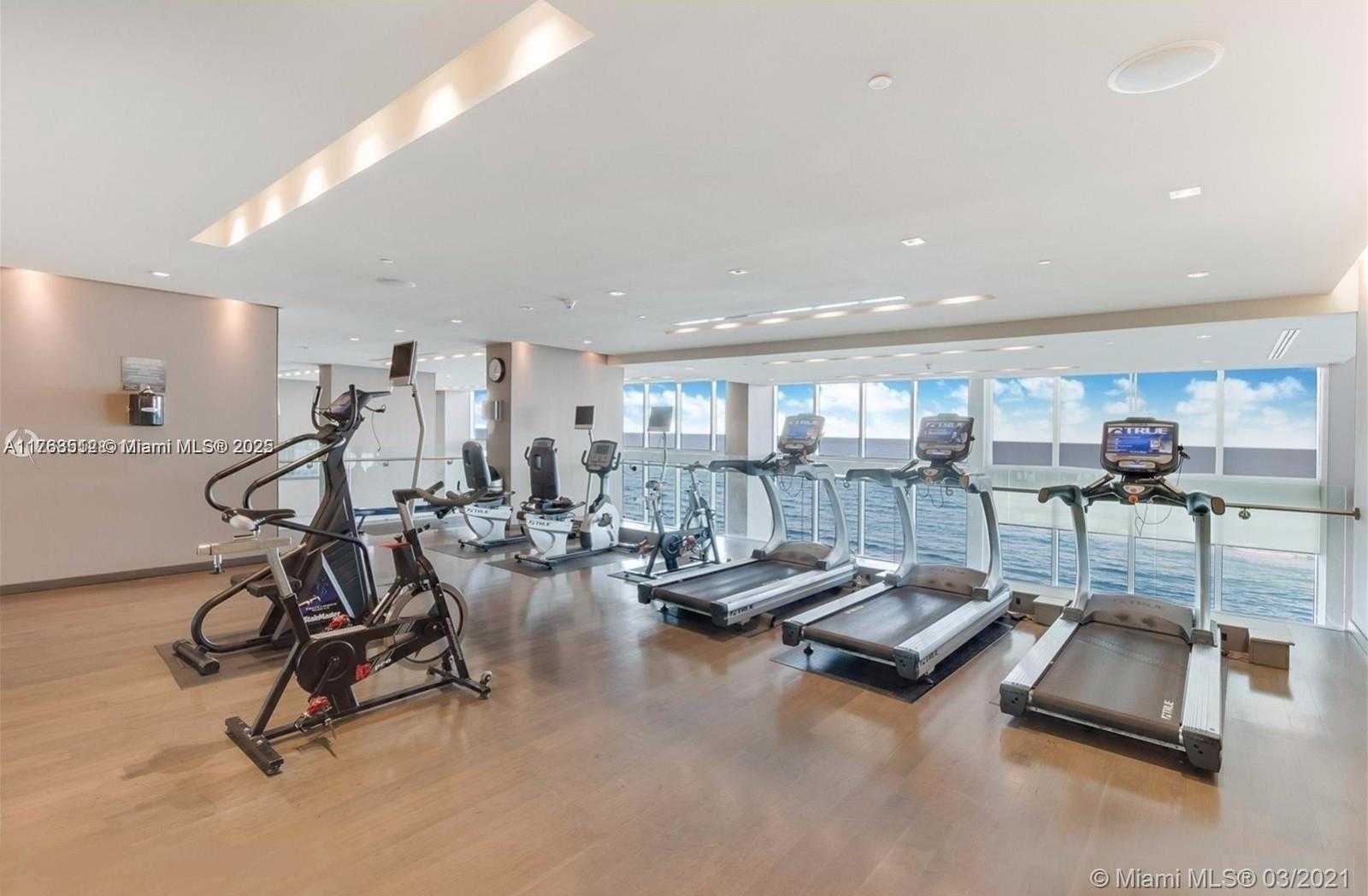 Small Image of 1830 SOUTH OCEAN DR #3707, Hallandale Beach Number 27