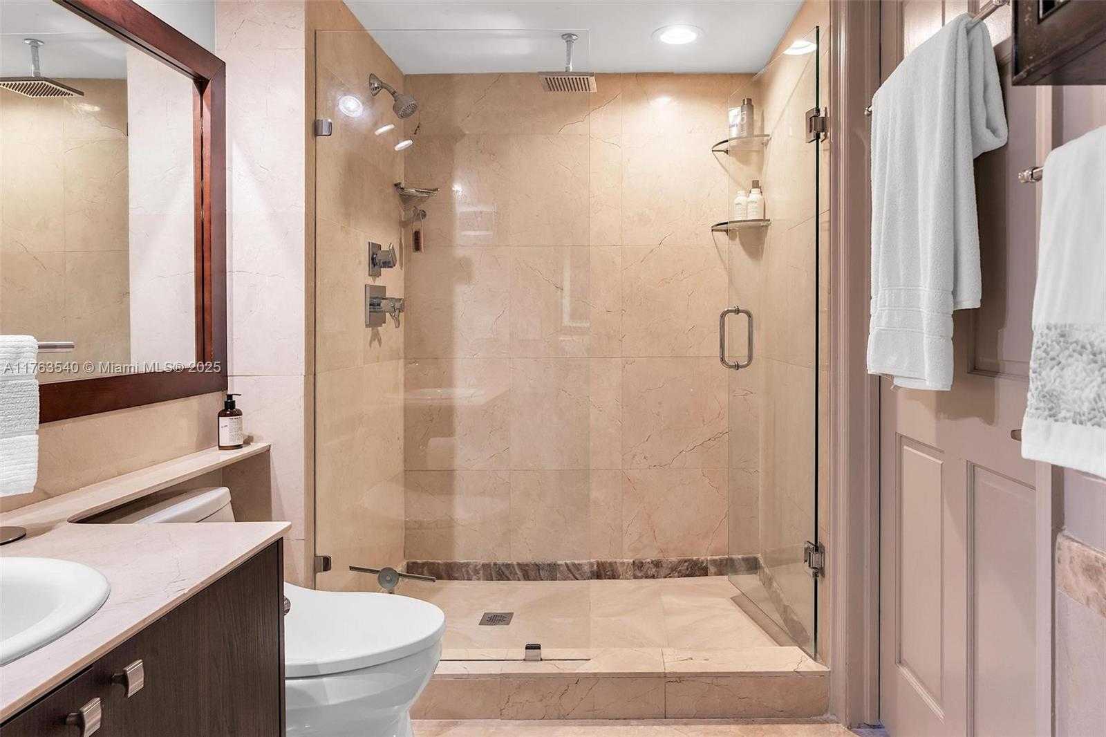 Small Image of 1155 BRICKELL BAY DR #710, Miami Number 24