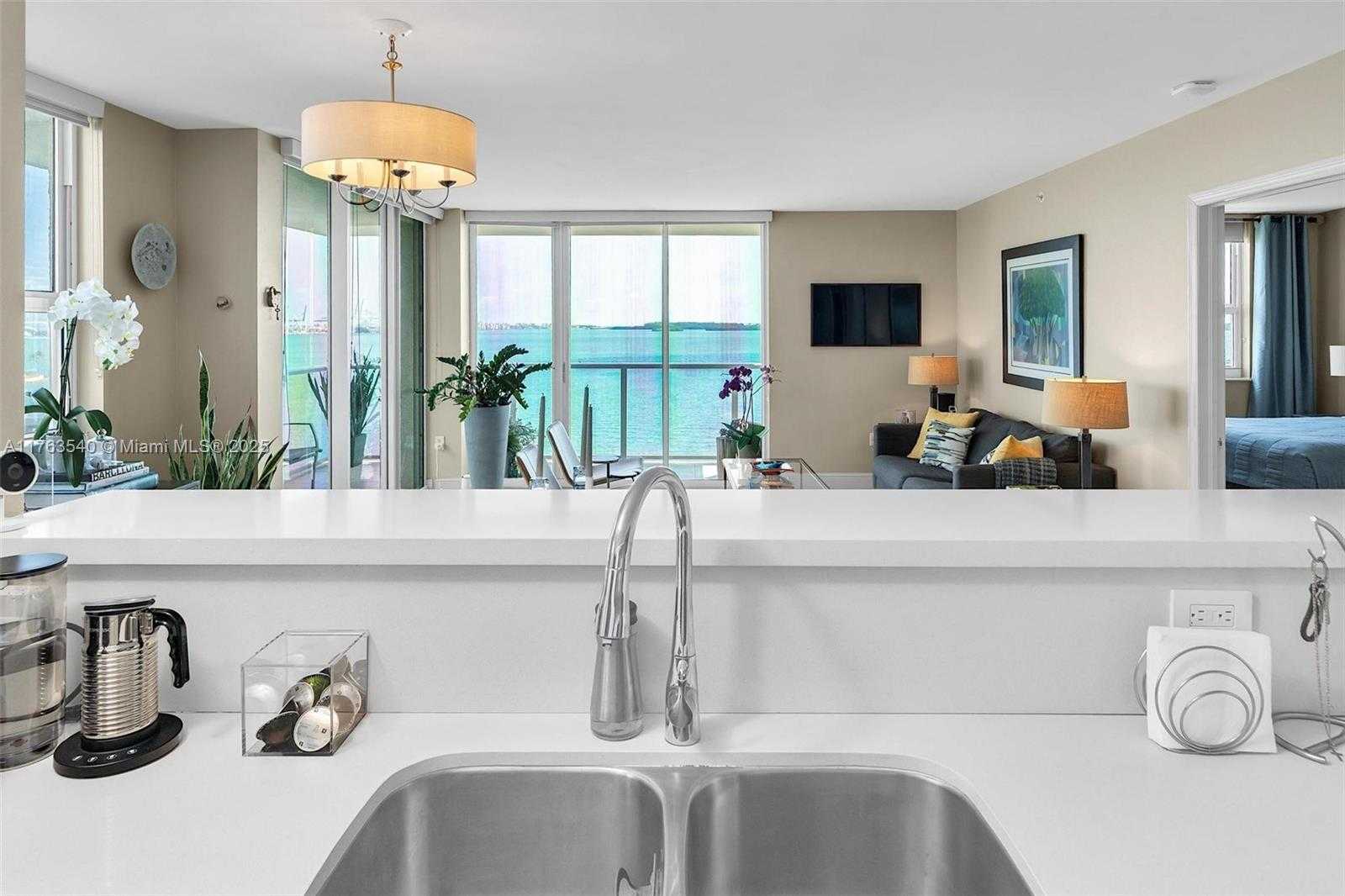 Small Image of 1155 BRICKELL BAY DR #710, Miami Number 26