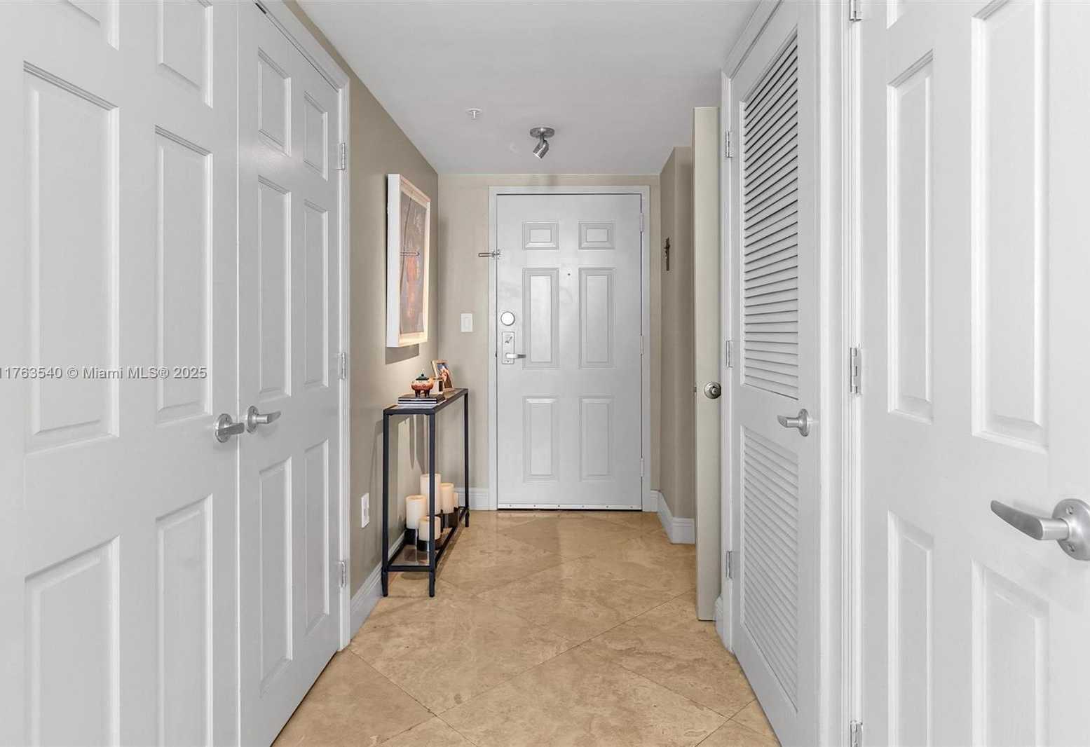Small Image of 1155 BRICKELL BAY DR #710, Miami Number 29