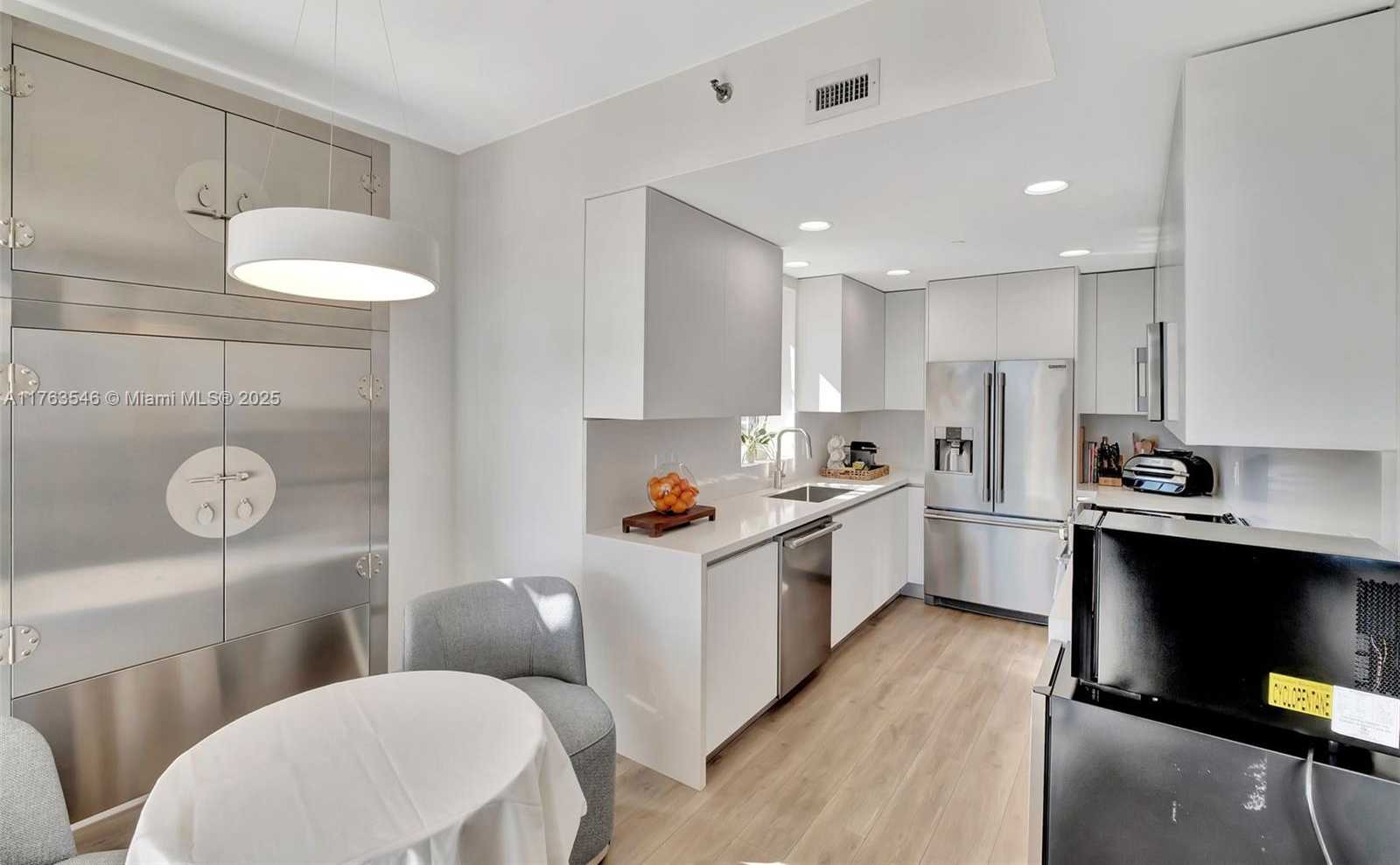 Small Image of 19136 FISHER ISLAND DR #19136, Miami Beach Number 17