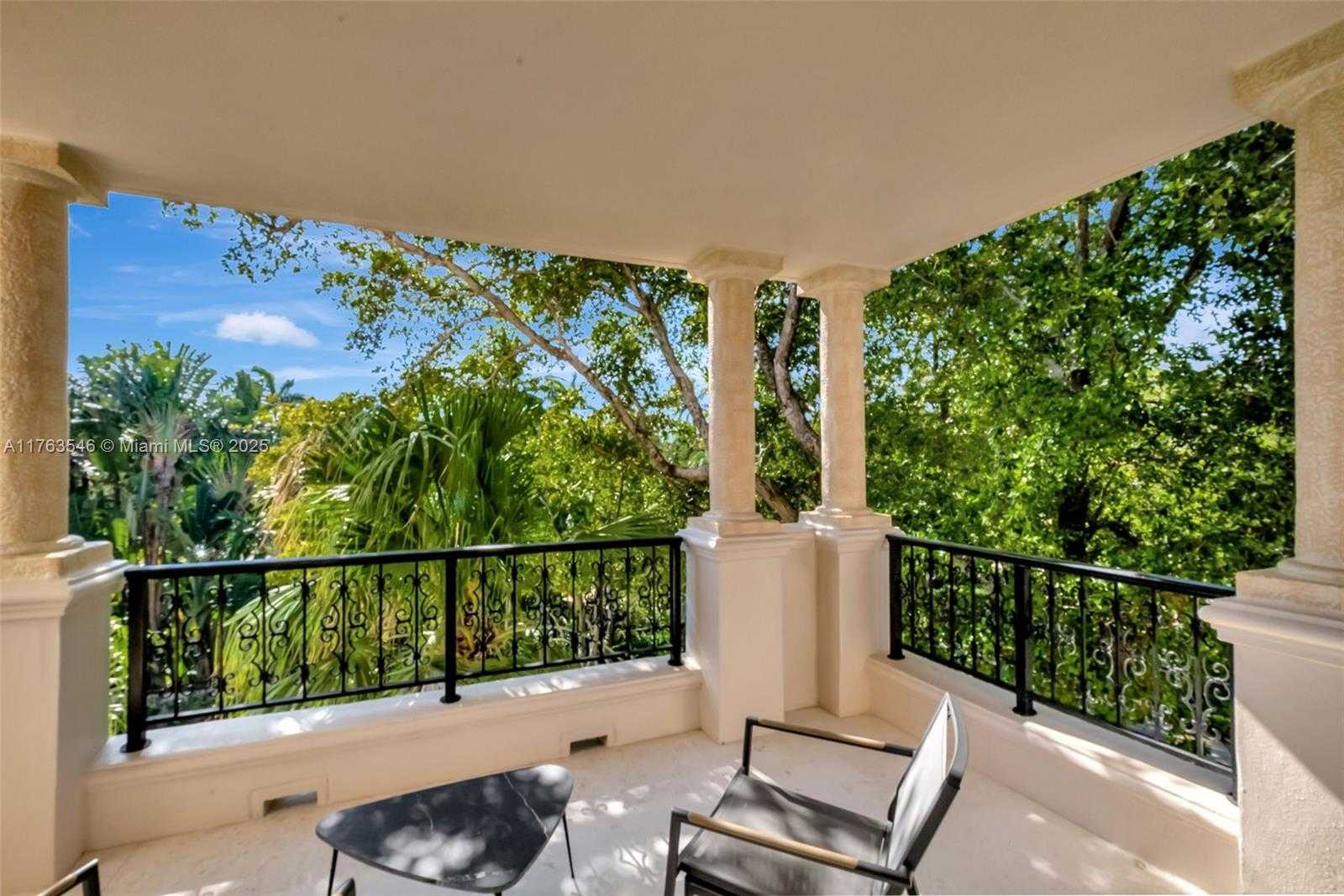 Small Image of 19136 FISHER ISLAND DR #19136, Miami Beach Number 25