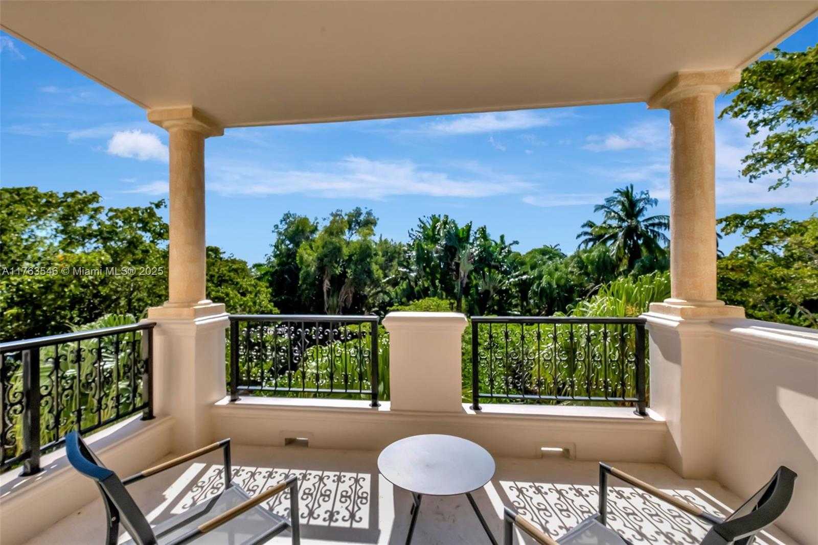Small Image of 19136 FISHER ISLAND DR #19136, Miami Beach Number 32