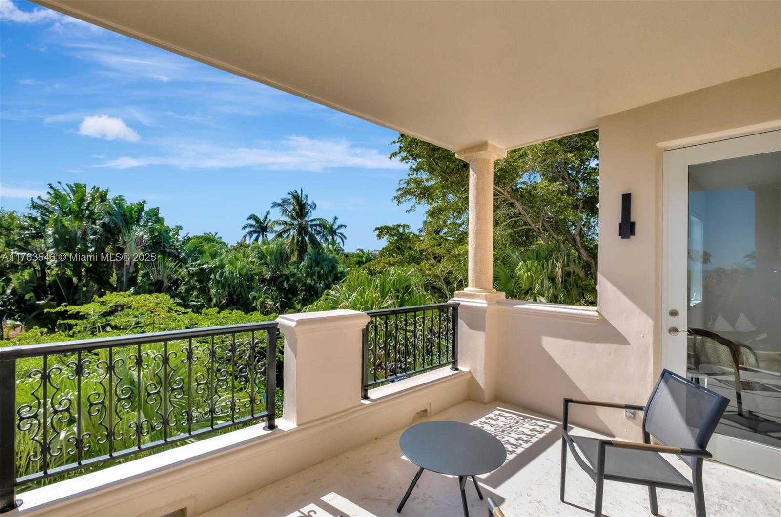 Small Image of 19136 FISHER ISLAND DR #19136, Miami Beach Number 33