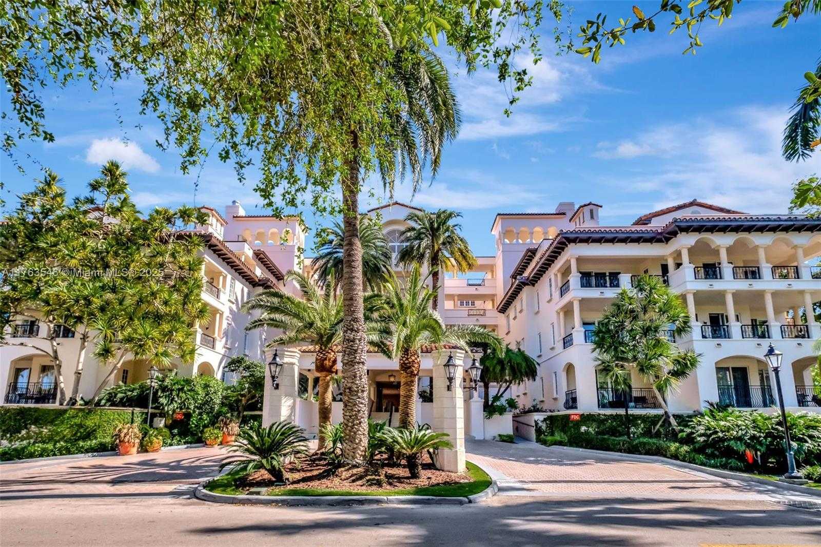 Small Image of 19136 FISHER ISLAND DR #19136, Miami Beach Number 44