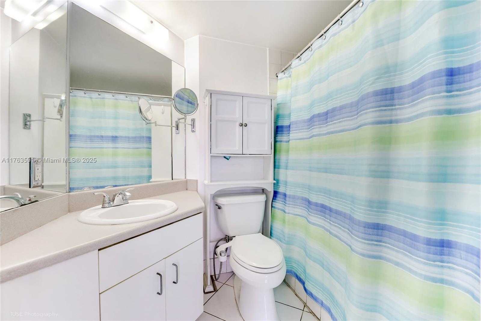 Small Image of 701 BRICKELL KEY BLVD #1510, Miami Number 12