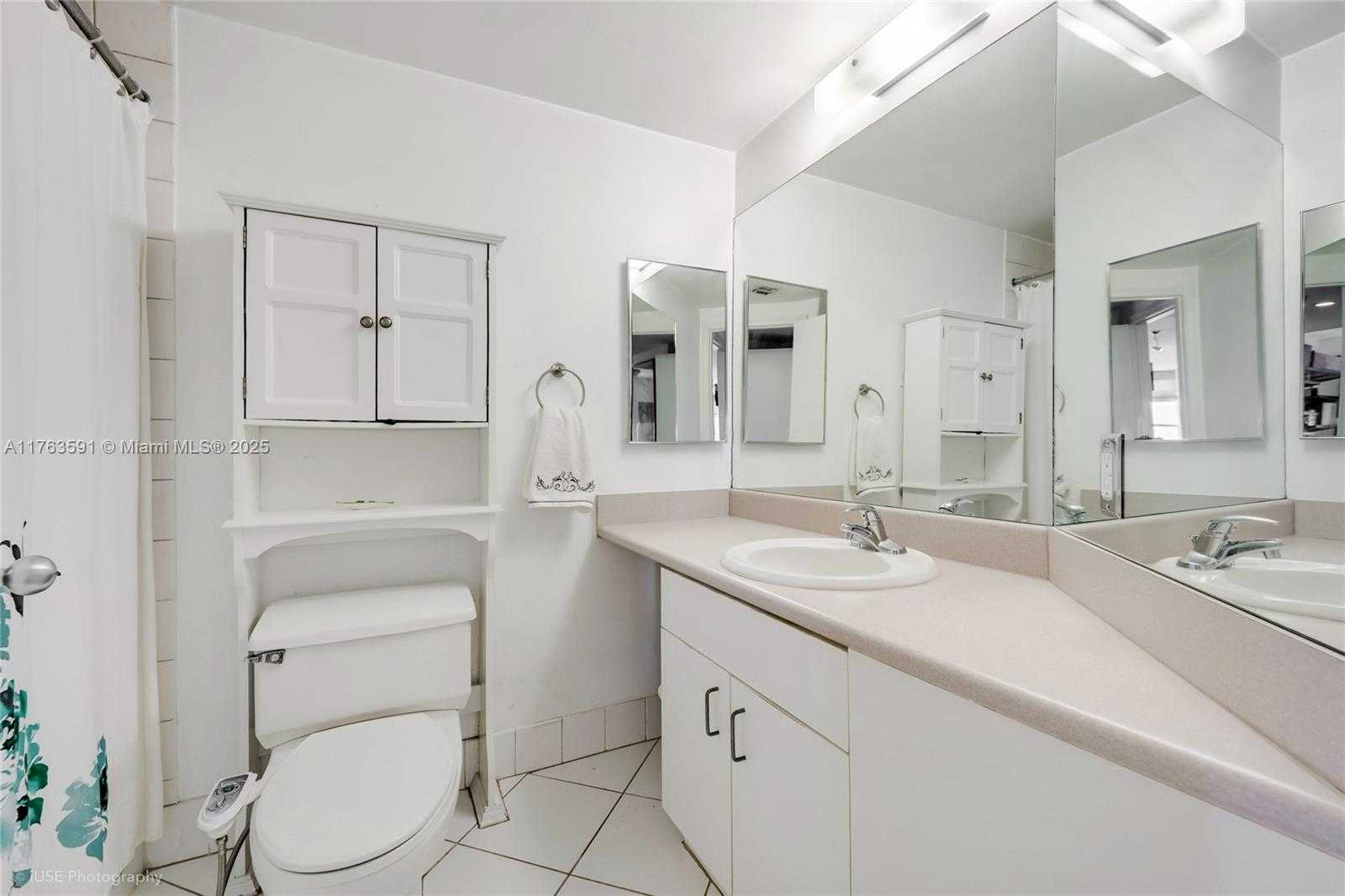 Small Image of 701 BRICKELL KEY BLVD #1510, Miami Number 15