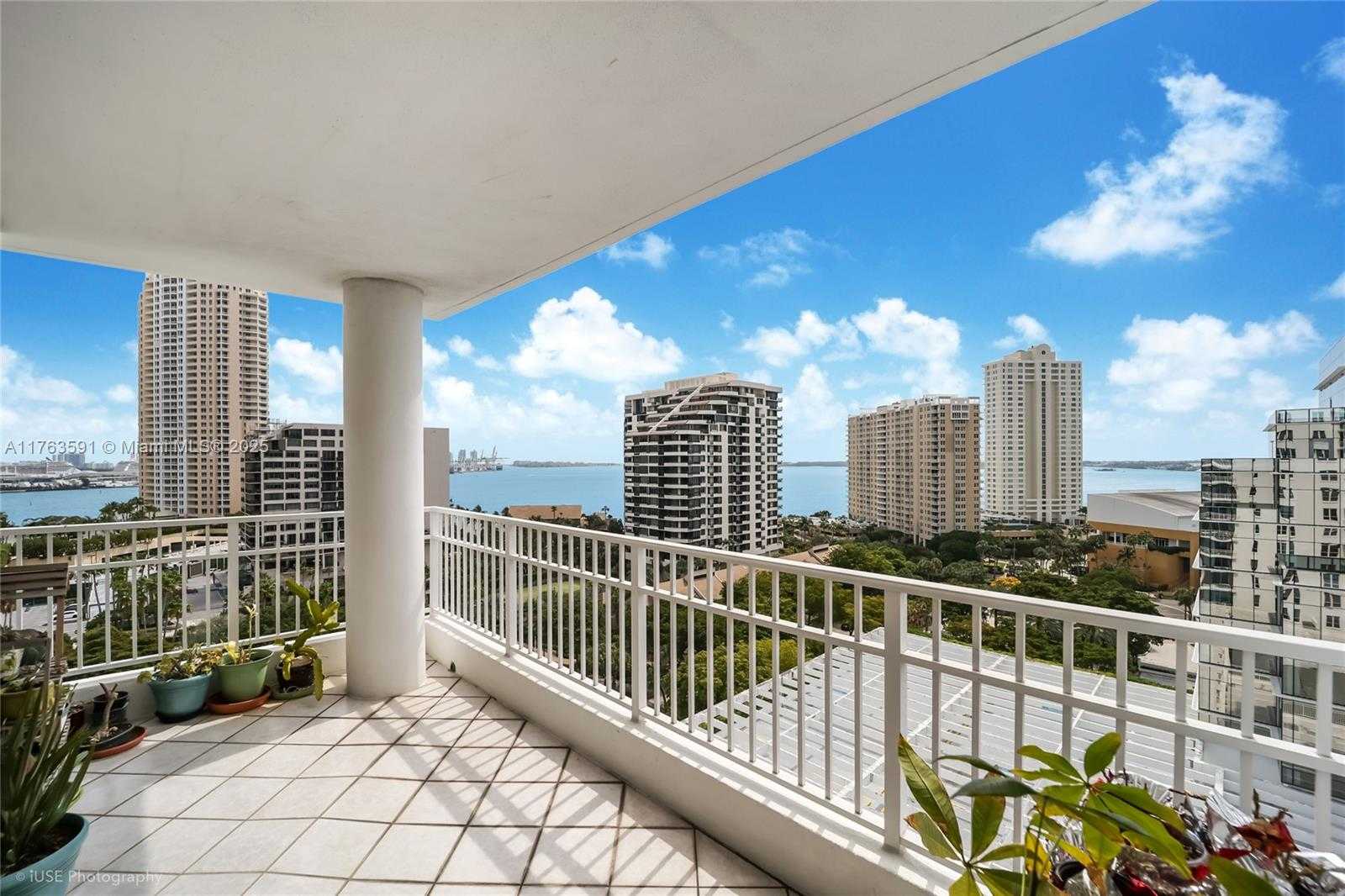 Small Image of 701 BRICKELL KEY BLVD #1510, Miami Number 17