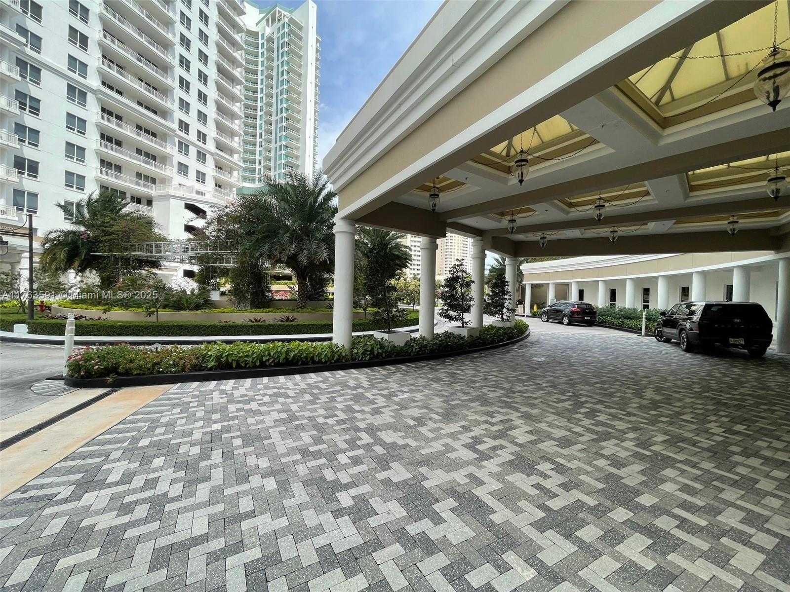 Small Image of 701 BRICKELL KEY BLVD #1510, Miami Number 22