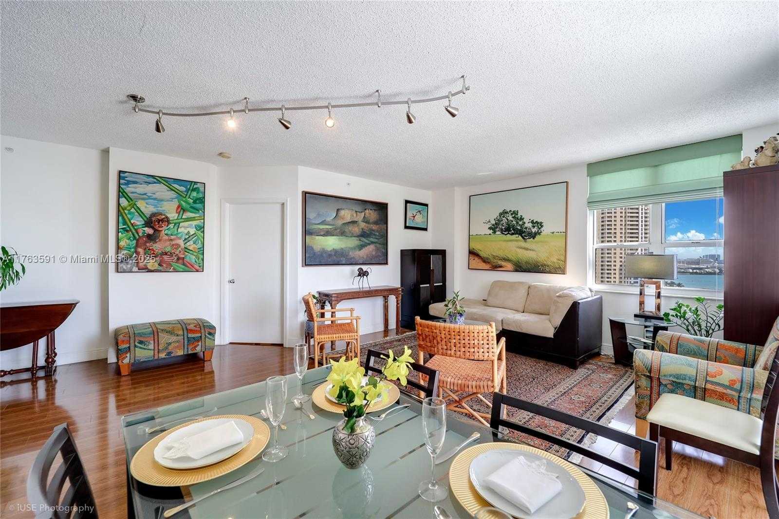 Small Image of 701 BRICKELL KEY BLVD #1510, Miami Number 4