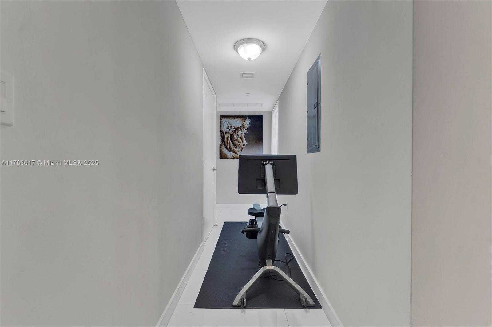 Small Image of 92 SOUTH WEST 3RD ST #1710, Miami Number 22