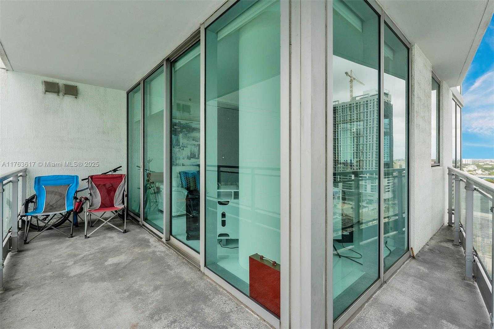 Small Image of 92 SOUTH WEST 3RD ST #1710, Miami Number 30