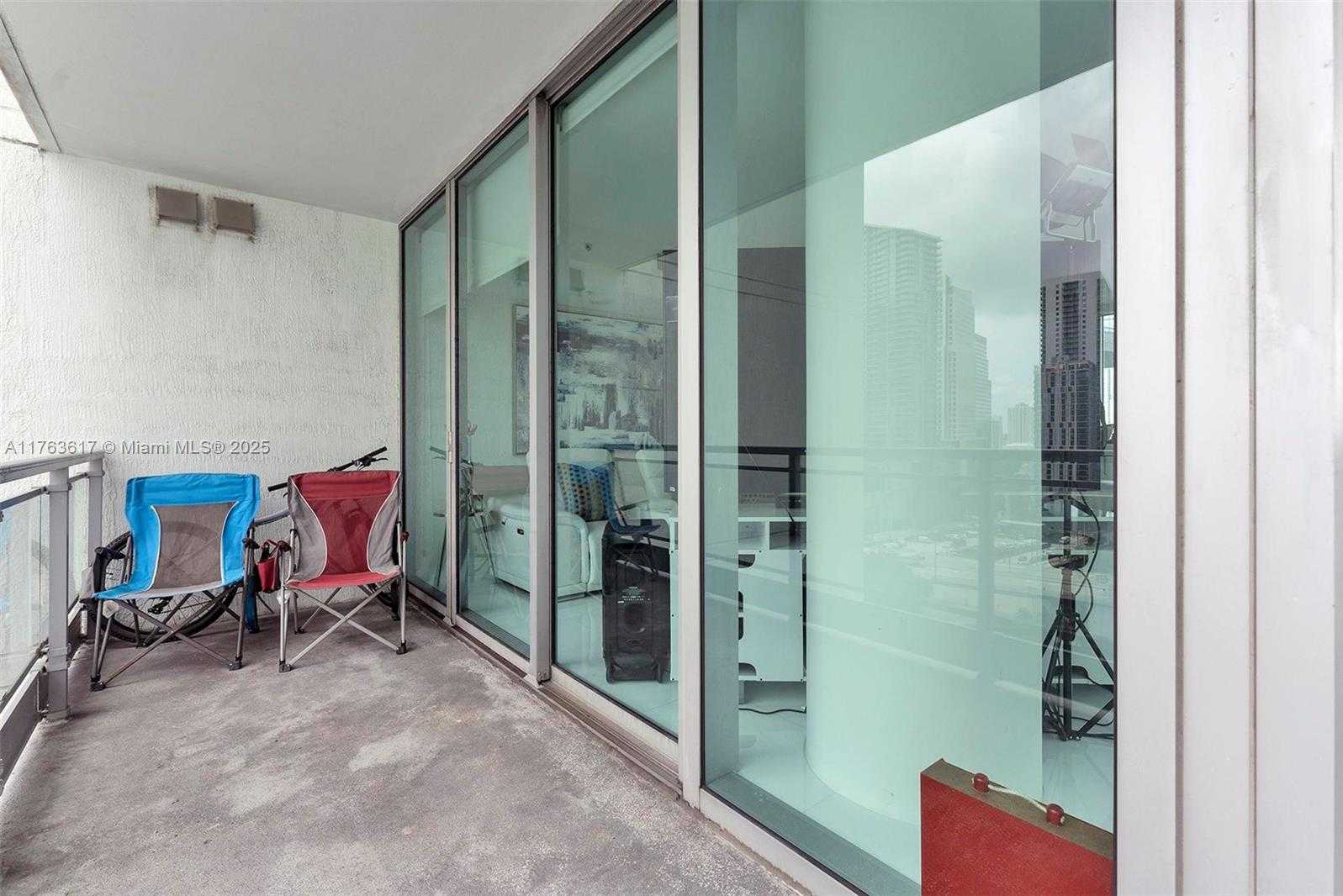 Small Image of 92 SOUTH WEST 3RD ST #1710, Miami Number 32