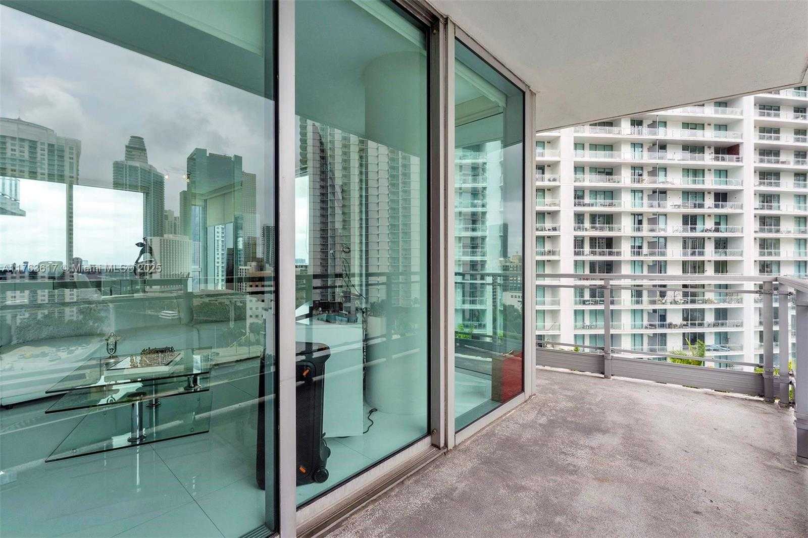 Small Image of 92 SOUTH WEST 3RD ST #1710, Miami Number 34