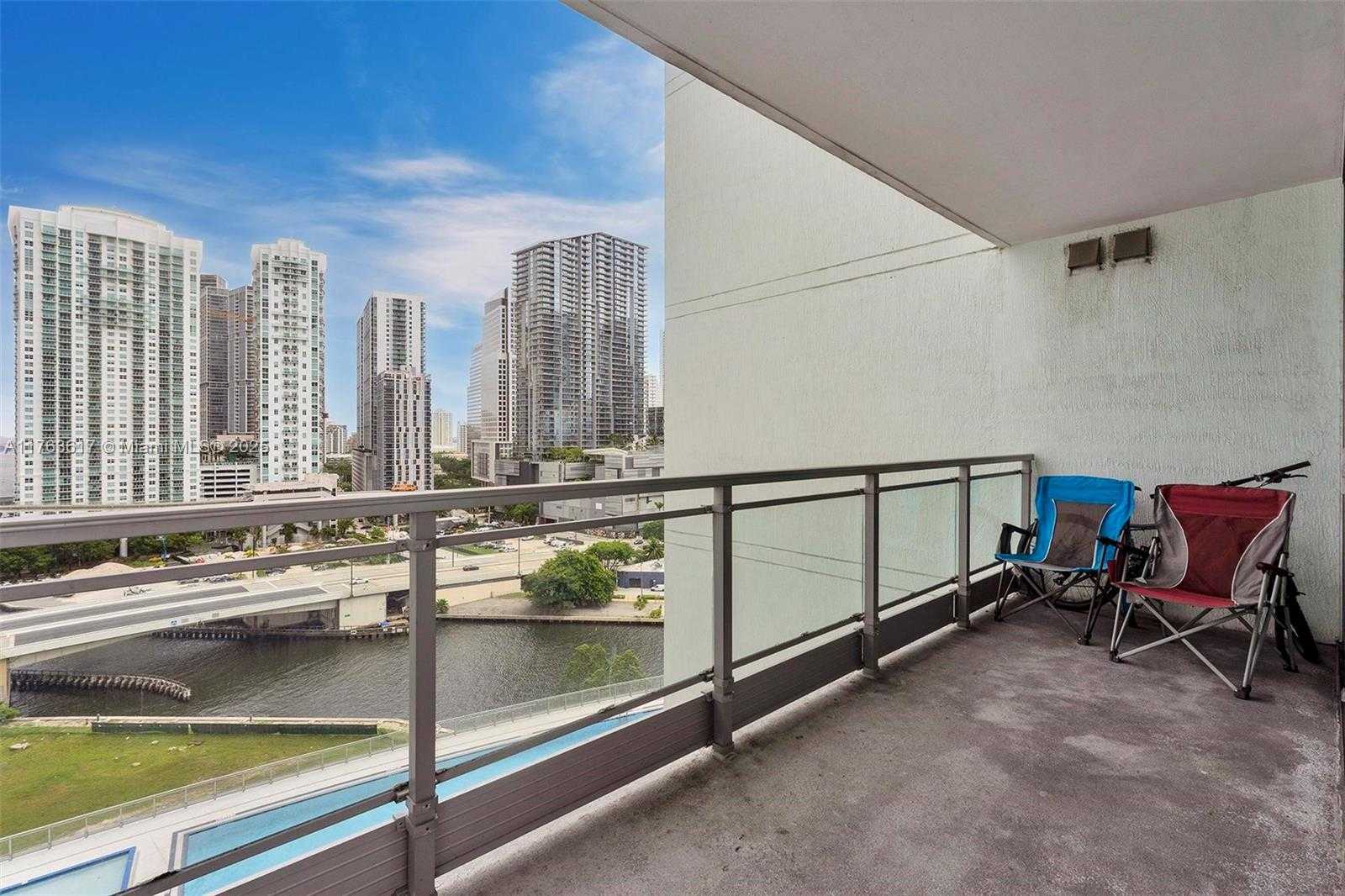 Small Image of 92 SOUTH WEST 3RD ST #1710, Miami Number 38