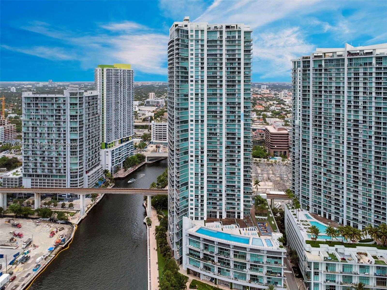 Small Image of 92 SOUTH WEST 3RD ST #1710, Miami Number 4