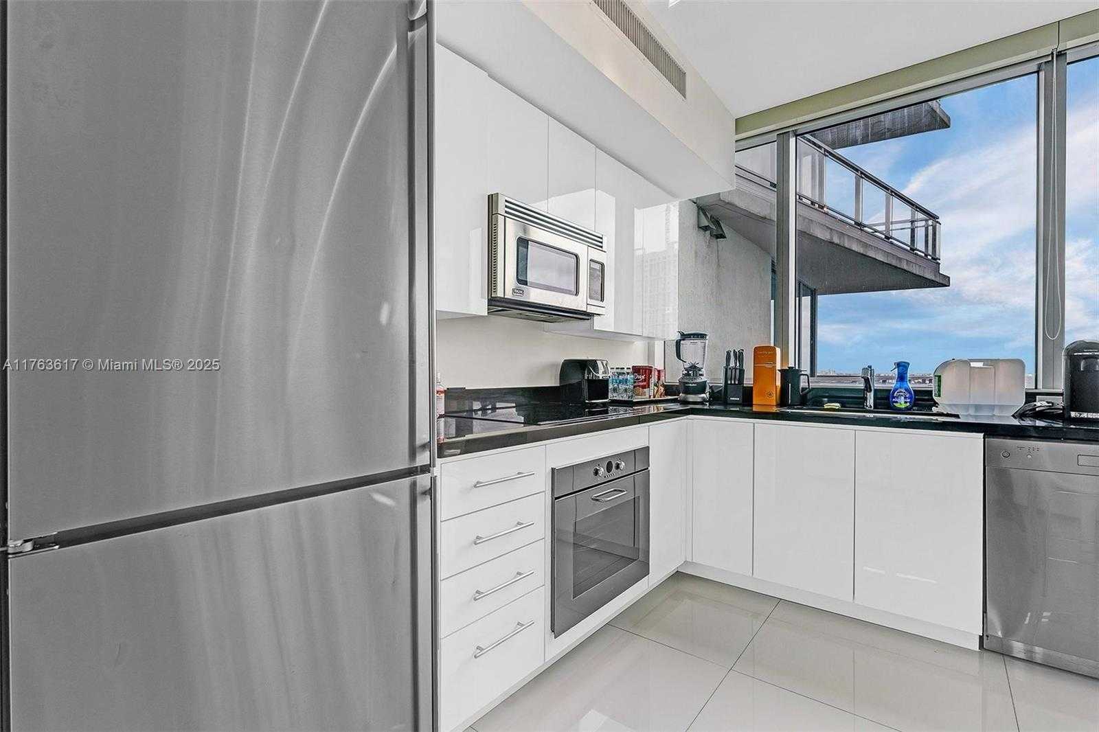 Small Image of 92 SOUTH WEST 3RD ST #1710, Miami Number 8