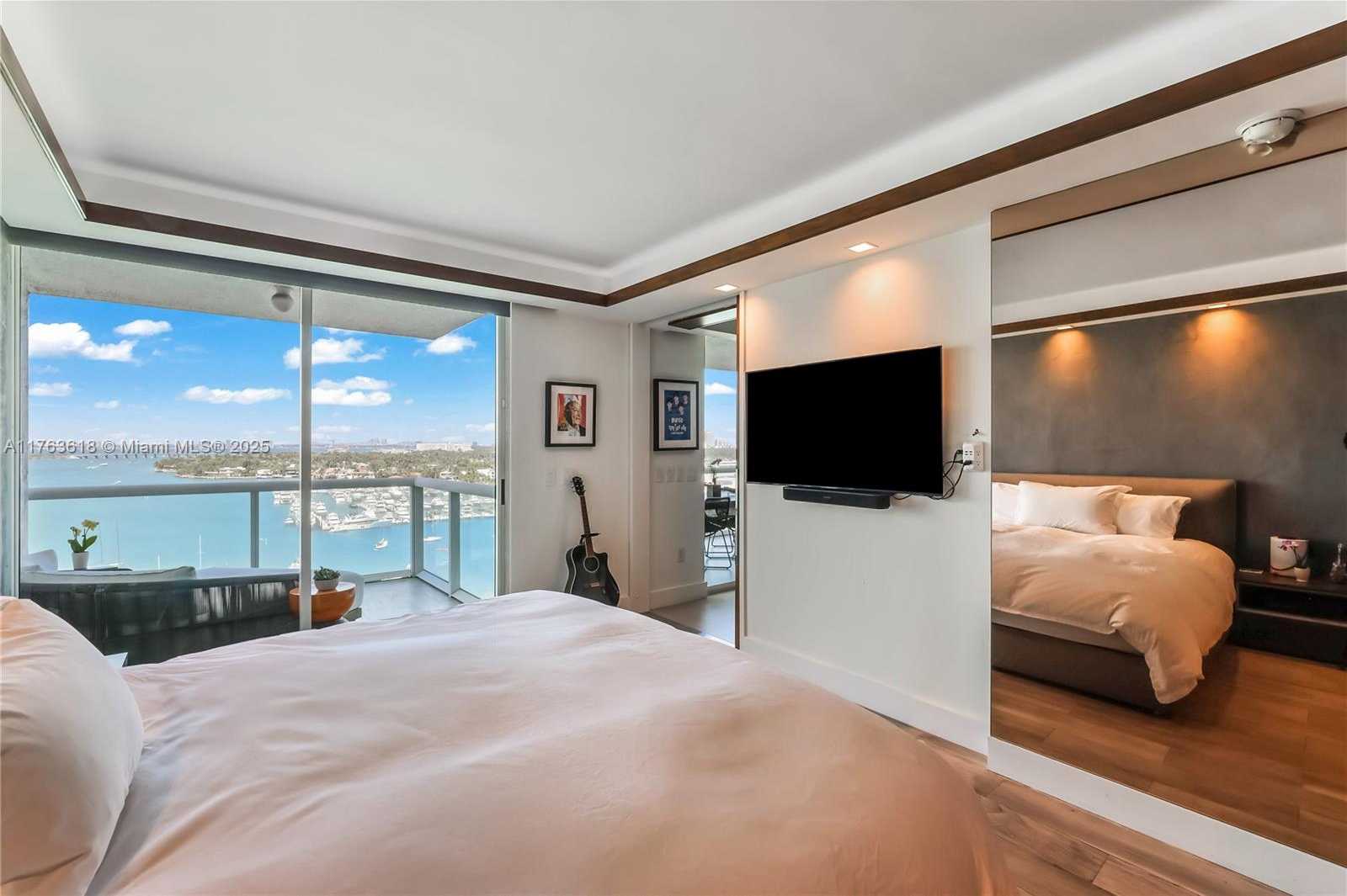 Small Image of 10 VENETIAN WAY #1503, Miami Beach Number 15