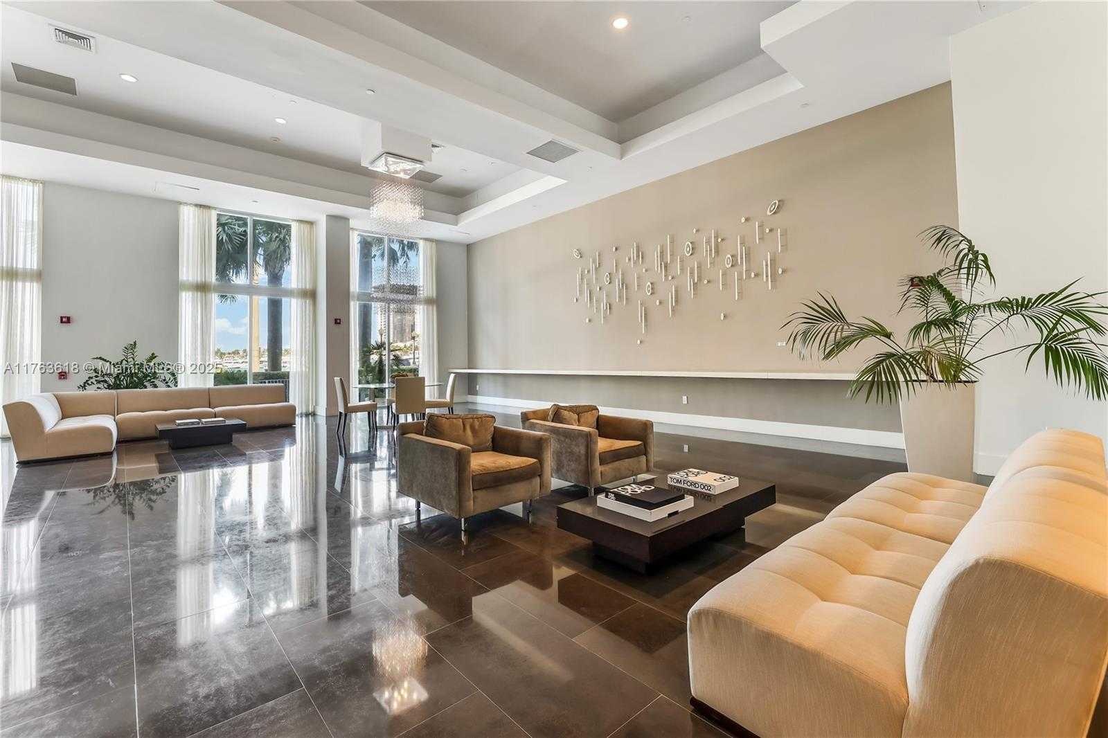 Small Image of 10 VENETIAN WAY #1503, Miami Beach Number 18