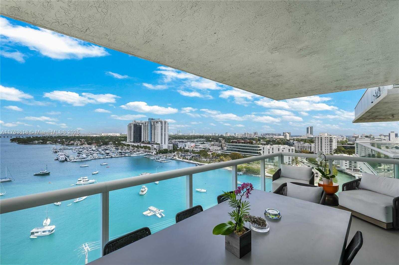 Small Image of 10 VENETIAN WAY #1503, Miami Beach Number 8