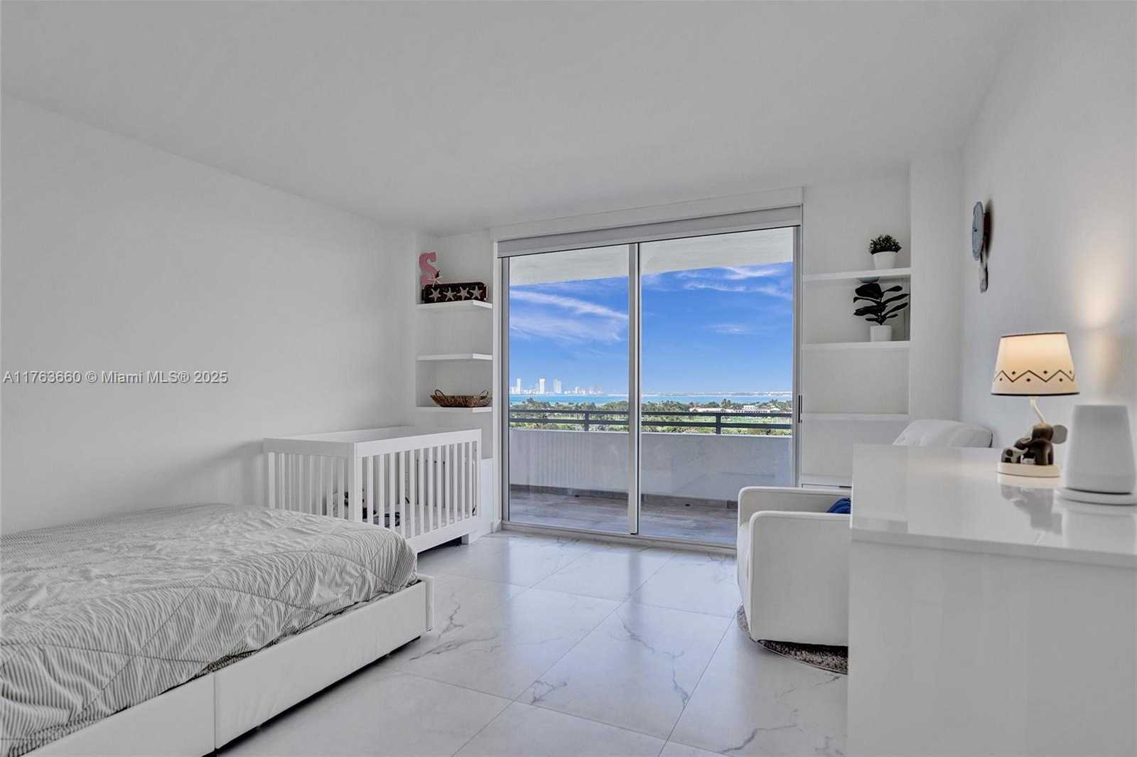 Small Image of 5700 COLLINS AVE #12E, Miami Beach Number 28