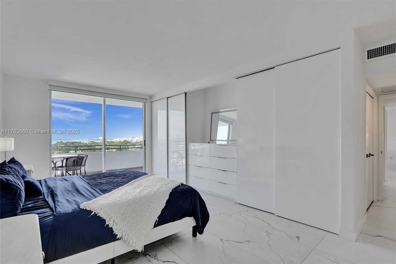 Small Image of 5700 COLLINS AVE #12E, Miami Beach Number 33
