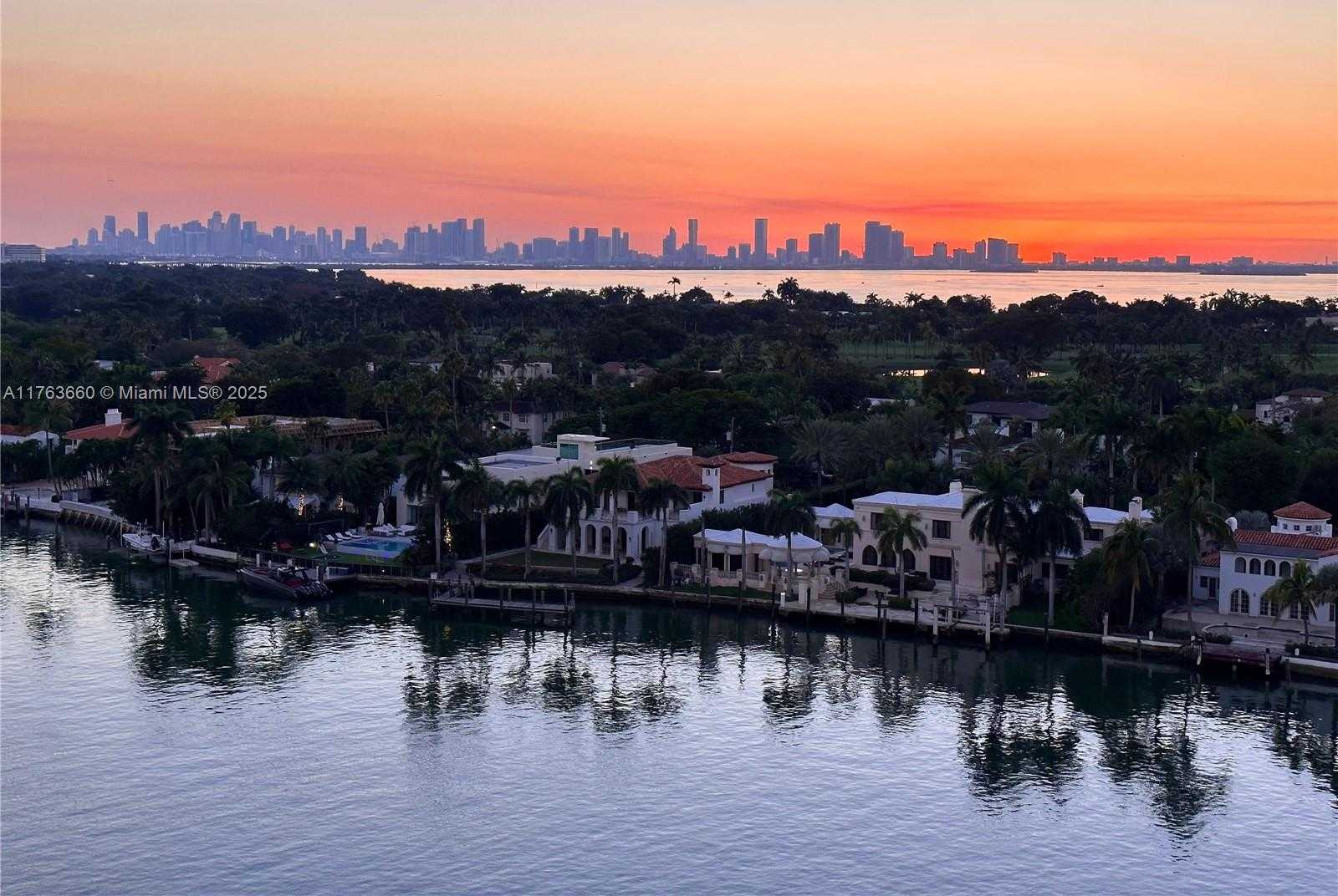 Small Image of 5700 COLLINS AVE #12E, Miami Beach Number 58