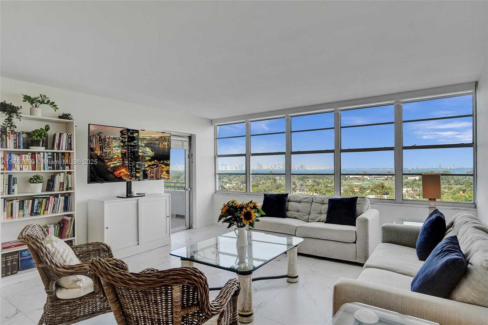 Small Image of 5700 COLLINS AVE #12E, Miami Beach Number 6