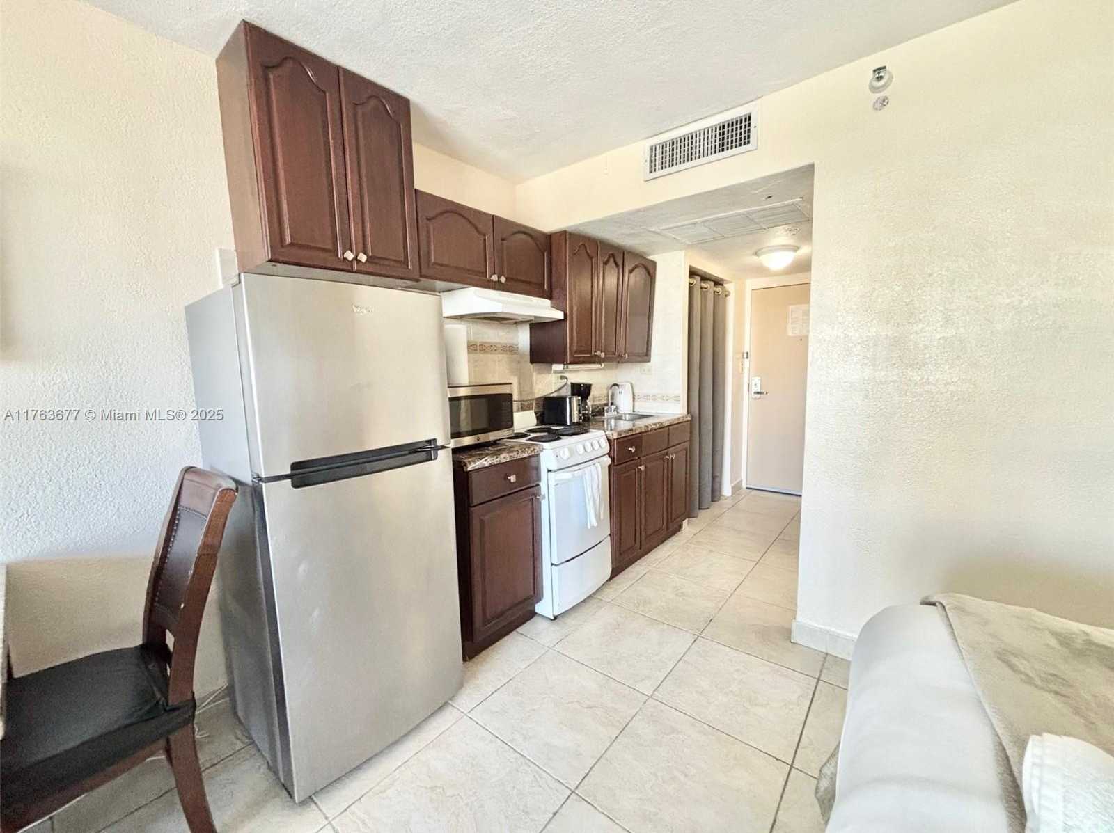 Small Image of 19201 COLLINS AVE #338, Sunny Isles Beach Number 10