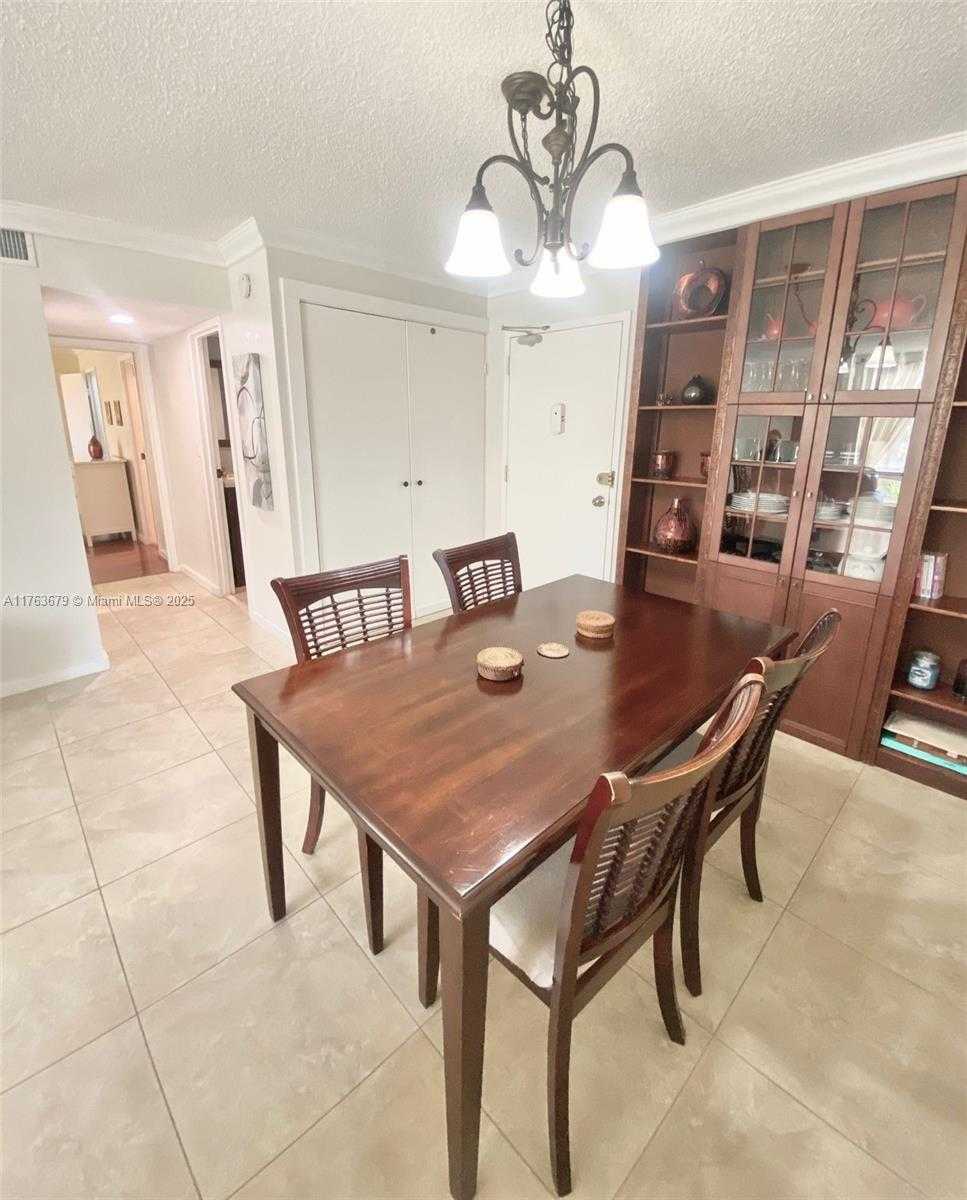 Small Image of 210 172ND ST #226, Sunny Isles Beach Number 4
