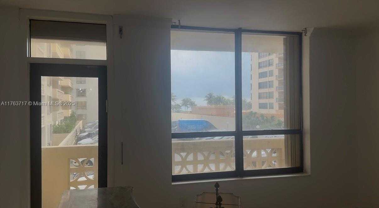 Small Image of 10185 COLLINS AVE #308, Bal Harbour Number 11