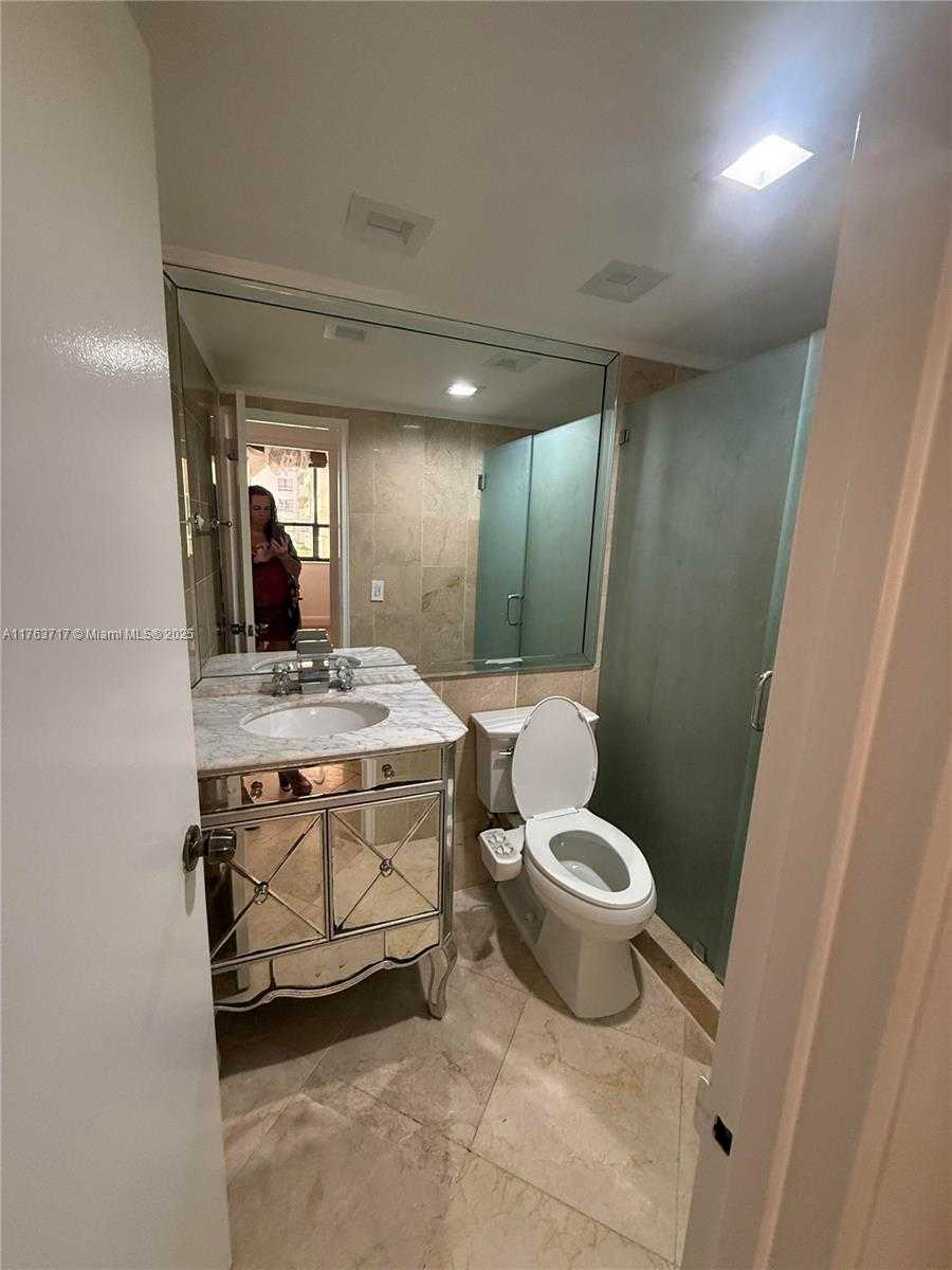 Small Image of 10185 COLLINS AVE #308, Bal Harbour Number 21