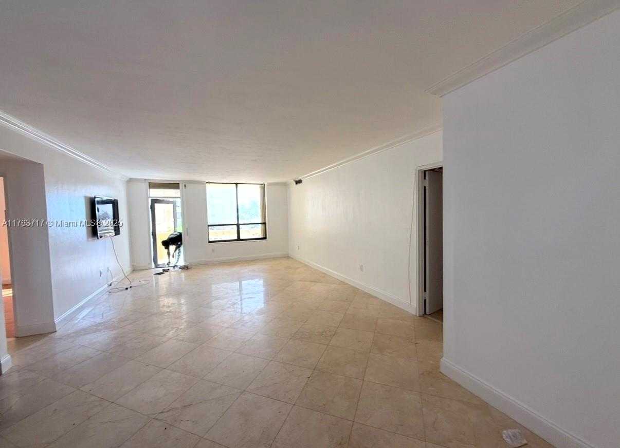 Small Image of 10185 COLLINS AVE #308, Bal Harbour Number 37