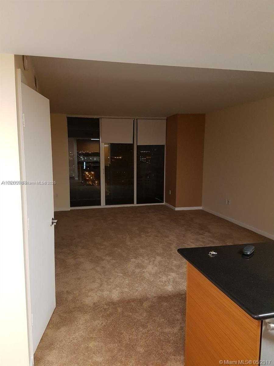 Small Image of 50 BISCAYNE BL #1805, Miami Number 10