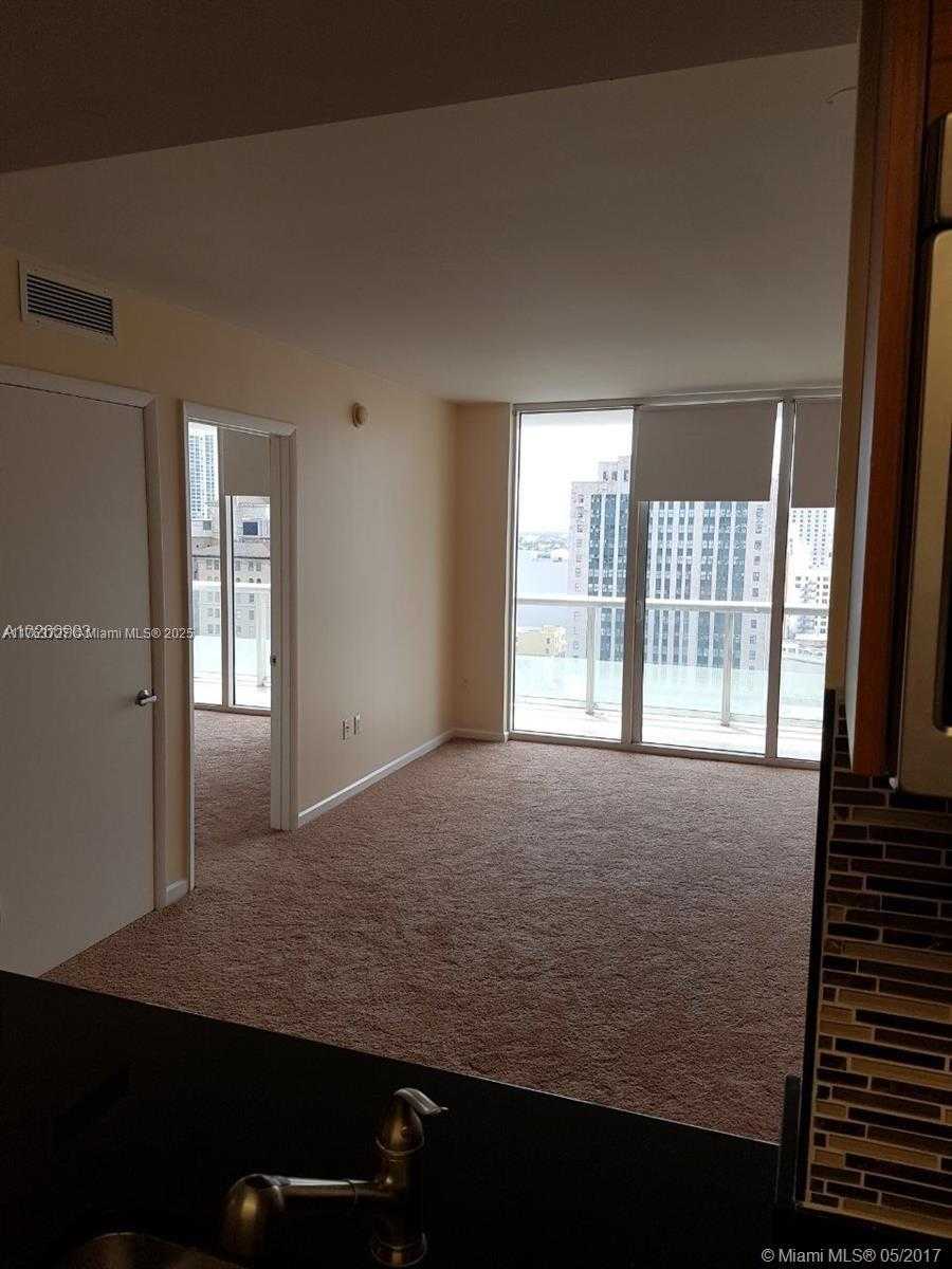 Small Image of 50 BISCAYNE BL #1805, Miami Number 15