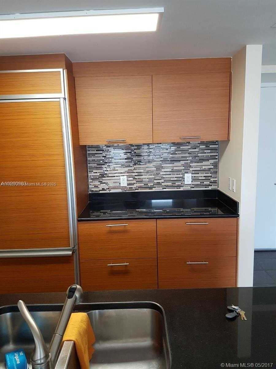 Small Image of 50 BISCAYNE BL #1805, Miami Number 5